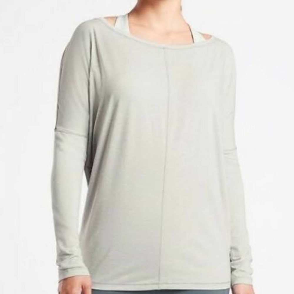Athleta Essence Flow Top in Sage XL